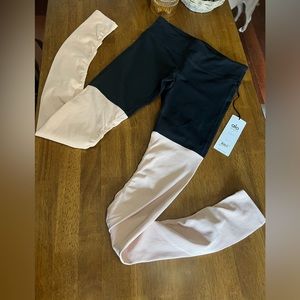 ALO Goddess Yoga Leggings